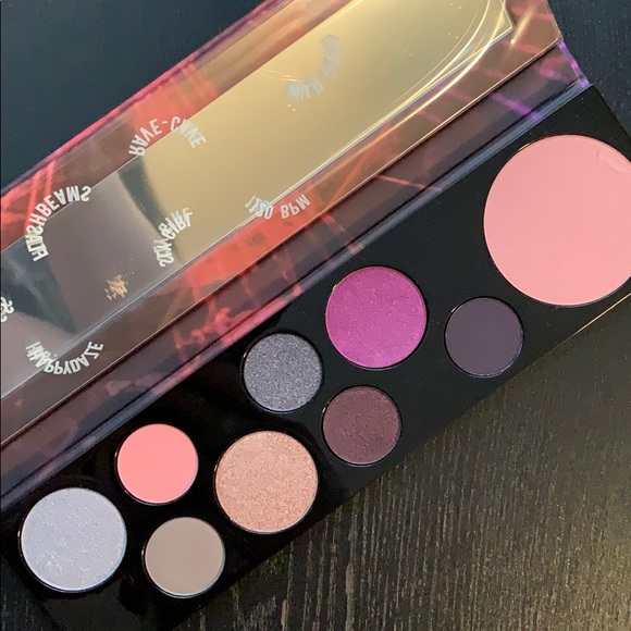 mac raver girls eyeshadow & highlighter palette
